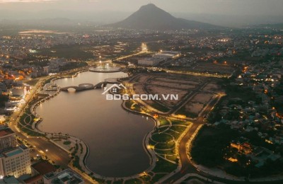 Vốn chỉ từ 2 tỷ333 sở hữu ngay nhà 4,5 tầng gần Vincom, Hồ Điều Hòa,KDC cao cấp, sổ hồng lâu dài